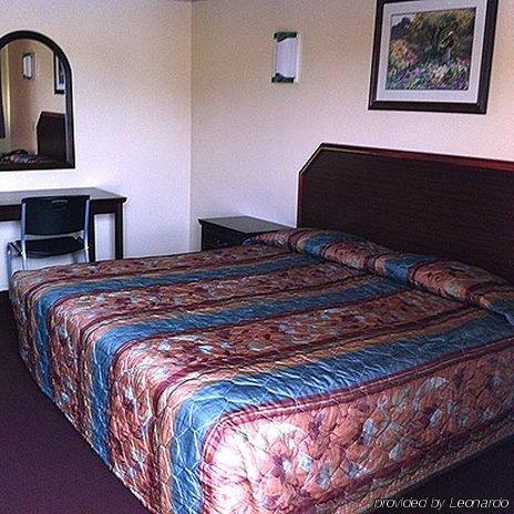 Scottish Inns Carrollton Room photo